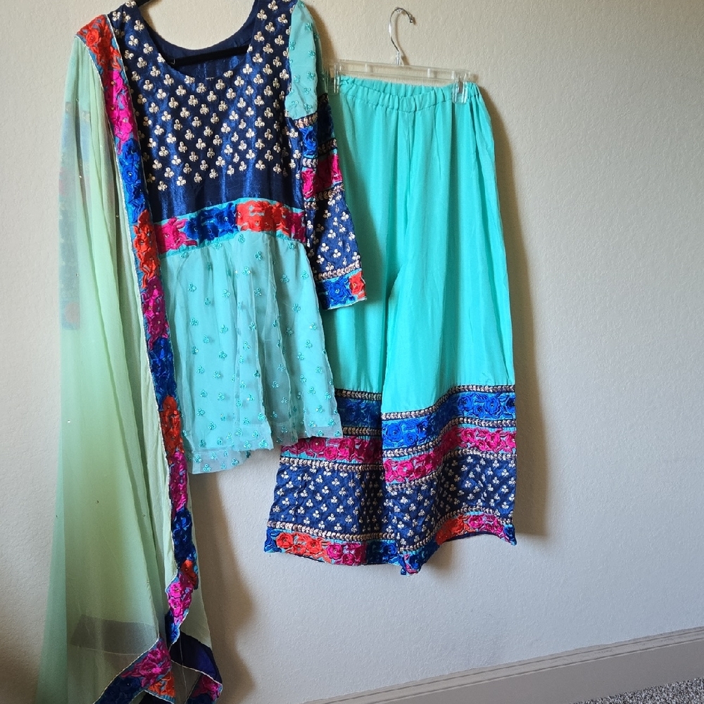 Turquoise & Navy Embellished Three-Piece Ethnic Set